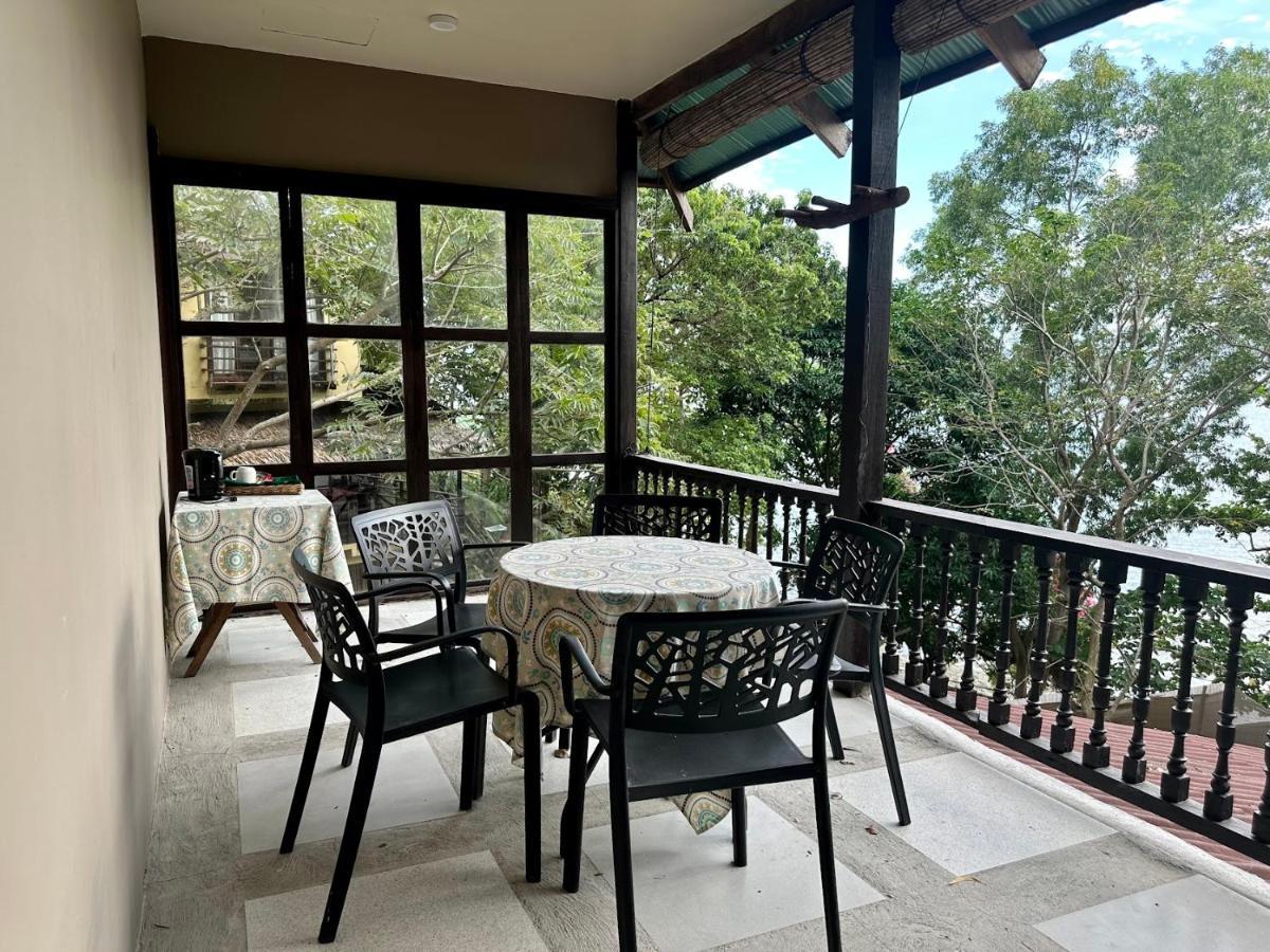 Casita Ysabel Bed & Breakfast Batangas Exterior photo