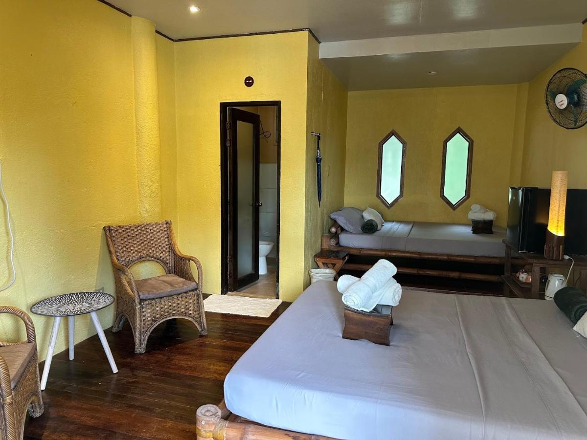 Casita Ysabel Bed & Breakfast Batangas Exterior photo