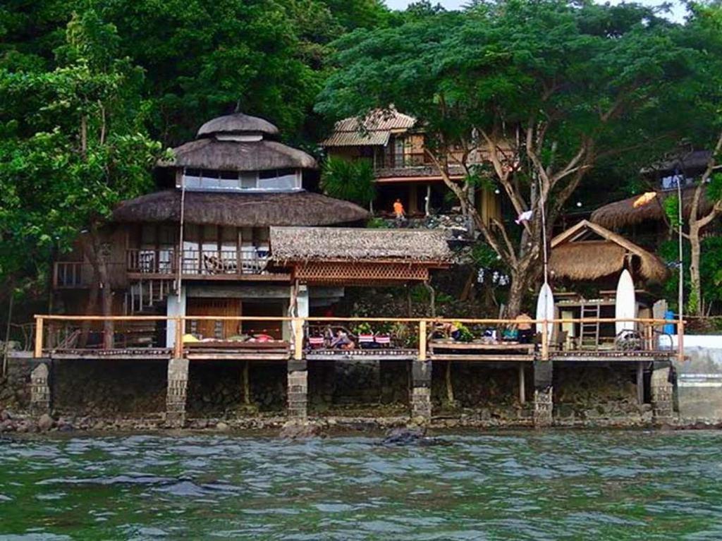 Casita Ysabel Bed & Breakfast Batangas Exterior photo