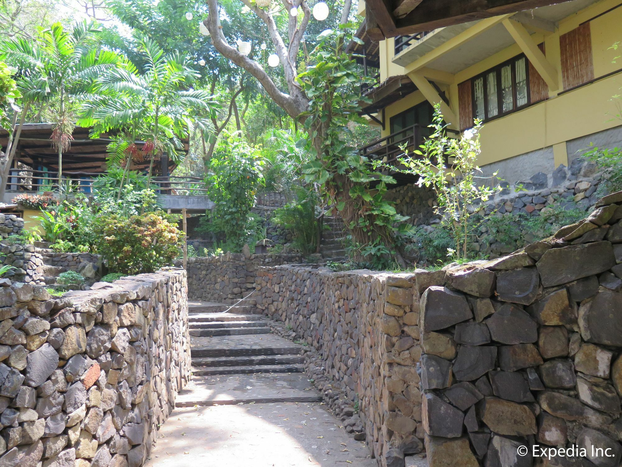 Casita Ysabel Bed & Breakfast Batangas Exterior photo